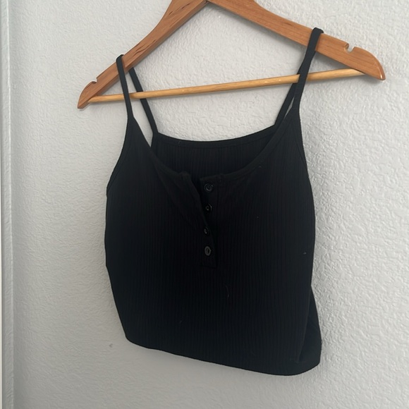 Shein Cropped Black Tank Top - Picture 2 of 4